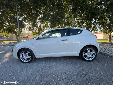 Alfa Romeo MiTo 1.6 JTD Distinctive