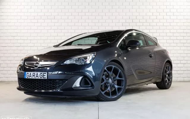 Opel Astra GTC OPC 2.0 T