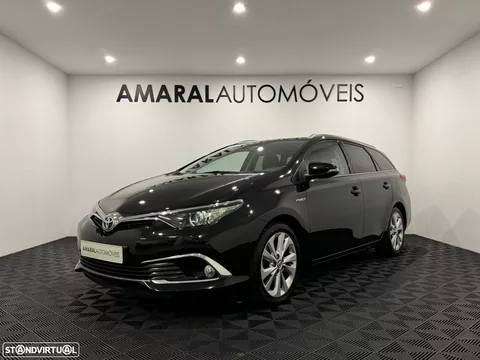 Toyota Auris Touring Sports 1.8 HSD Comfort +P.Techno+P.Sport