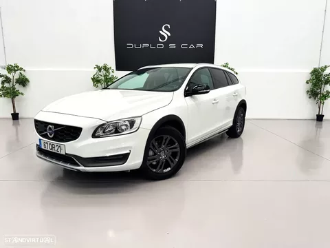 Volvo V60 Cross Country 2.0 D4 Momentum