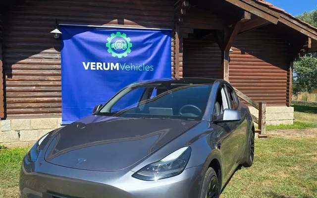 Tesla Model Y RWD