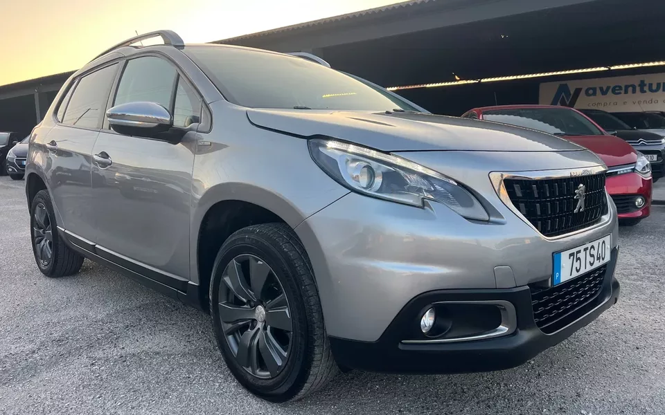 Peugeot 2008 1.2 PureTech Style