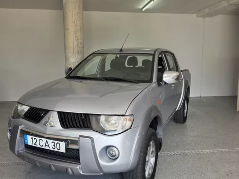 Mitsubishi L200 2.5 DI-D CD Invite+ AC/ABS 4WD