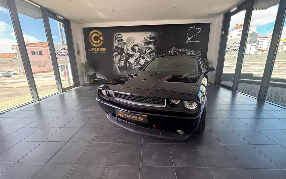 Dodge Challenger