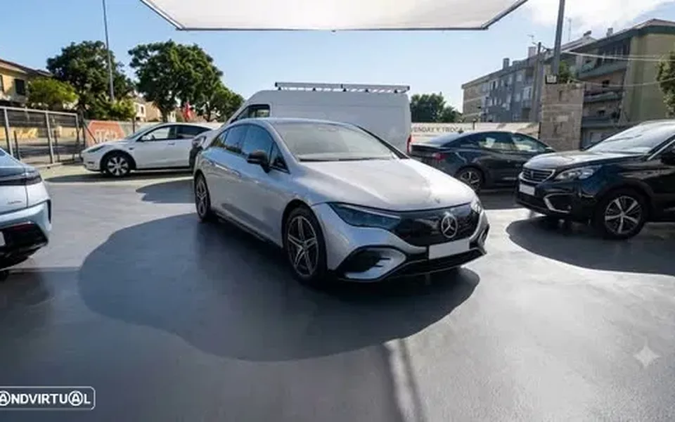 Mercedes-Benz EQE 300