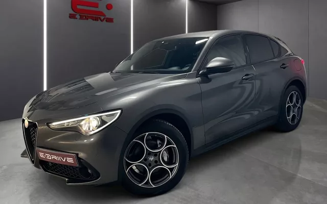 Alfa Romeo Stelvio 2.2 D Sprint AT8