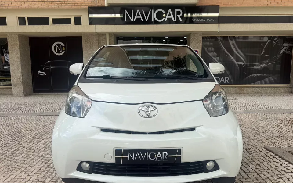 Toyota iQ 1.0 VVT-i Essential+AC