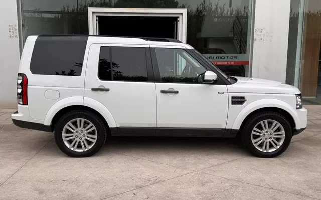 LAND-ROVER Discovery Discovery 3.0SDV6 HSE Aut.