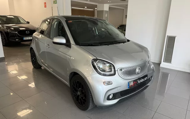 SMART Forfour Forfour 66 Passion Aut. - 11999€ en Reus