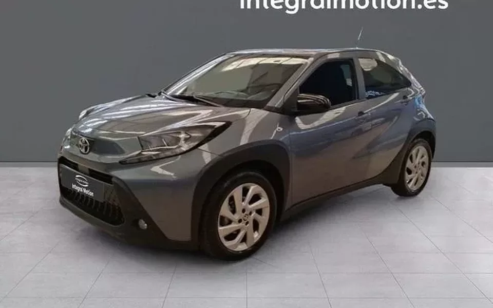 TOYOTA Aygo X Cross 1.0 VVT-I 72CV Play