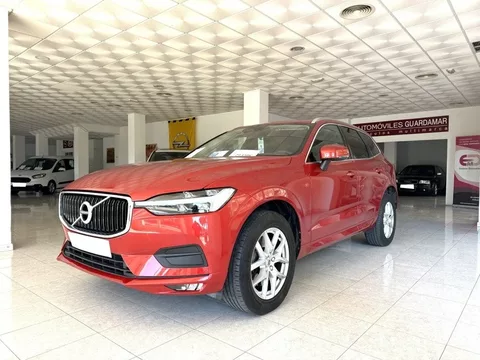 VOLVO XC60 XC60 B4 Momentum Pro FWD Aut.