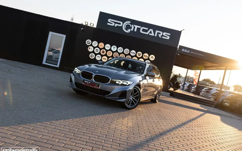 BMW 330 e Auto