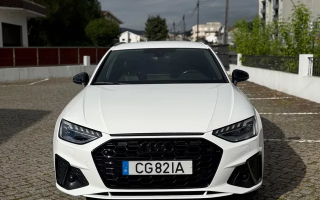 Audi A4 35 TDI S line S tronic