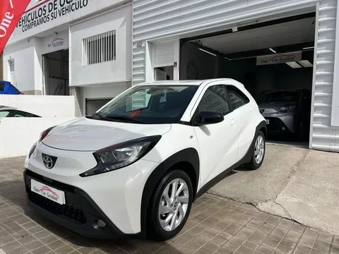 TOYOTA Aygo X Cross Aygo X Cross Play - 12995€ en Las palmas