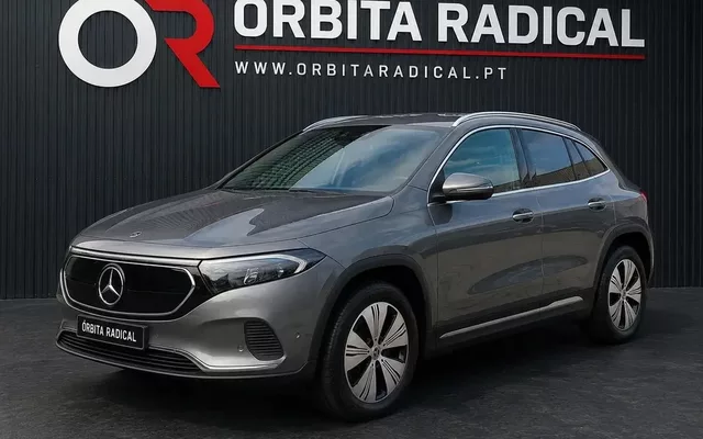 Mercedes-Benz EQA 250 Electric Art
