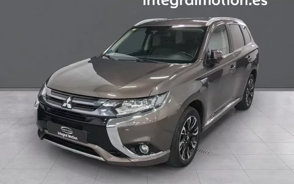 MITSUBISHI Outlander Outlander PHEV Kaiteki 4WD