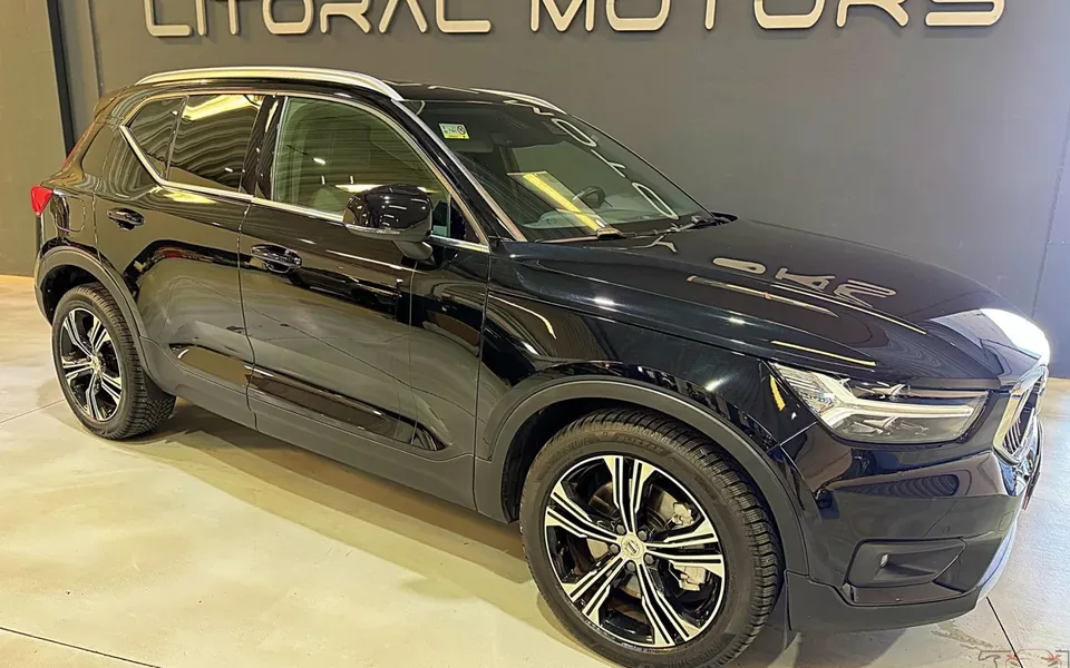 Volvo XC 40 1.5 T5 PHEV Momentum Plus