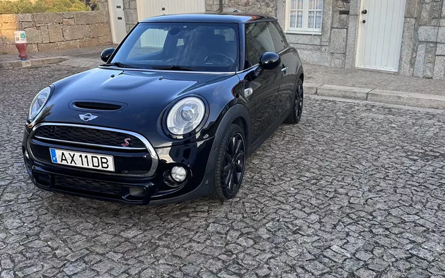 MINI 3 Portas