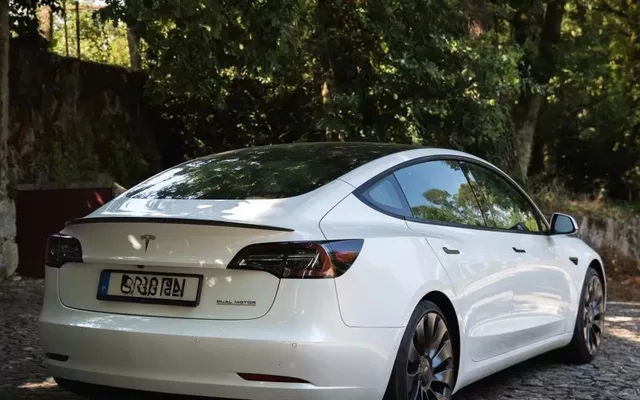 Tesla Model 3 Performance Dual Motor AWD