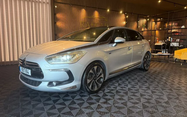 Citroën DS5 2.0 HDi Hybrid4 Sport Chic CMP6