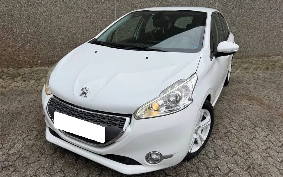 Peugeot 208 1.6 e-HDi Active