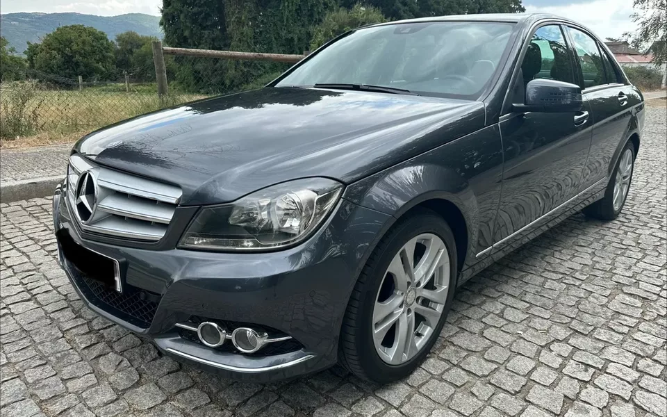 Mercedes-Benz C 220 (BlueTEC) d 7G-TRONIC Avantgarde