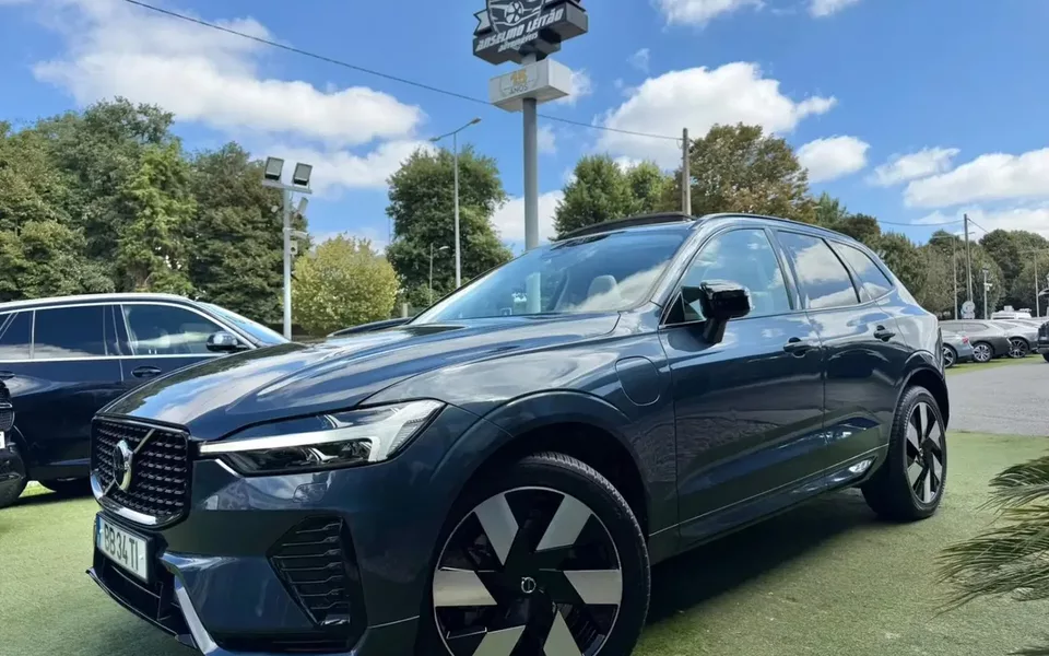 Volvo XC 60 2.0 T6 PHEV Ultimate Dark AWD
