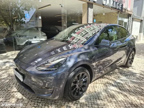 Tesla Model Y Long Range Tração Integral