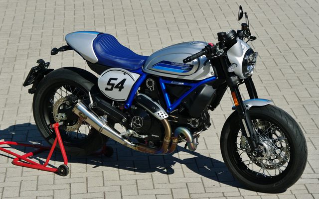 Ducati Scrambler 800 Café Racer