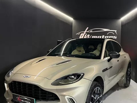 Aston Martin DBX 4.0 Twin-Turbo V8