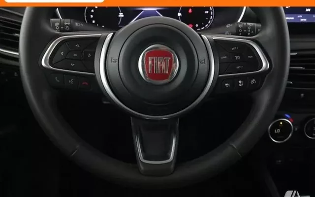 FIAT Tipo 1.5 Mild-Hybrid Cross