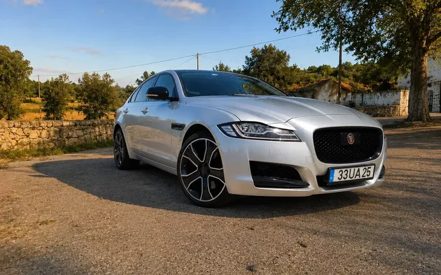Jaguar XF