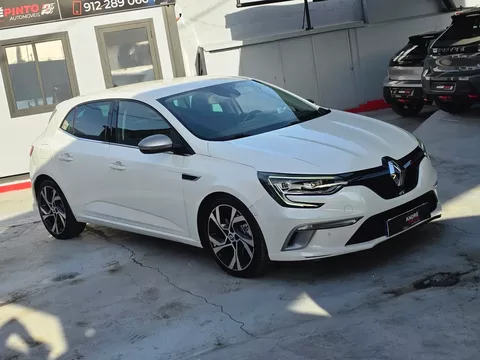 Renault Mégane ENERGY TCe 205 EDC GT