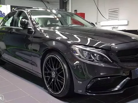 Mercedes-Benz C 180