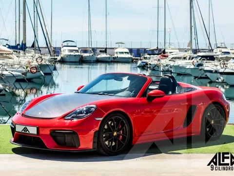 PORSCHE Boxster Spyder PDK