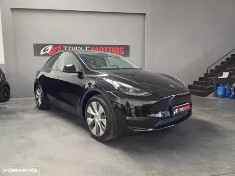 Tesla Model Y Long Range Dual Motor AWD