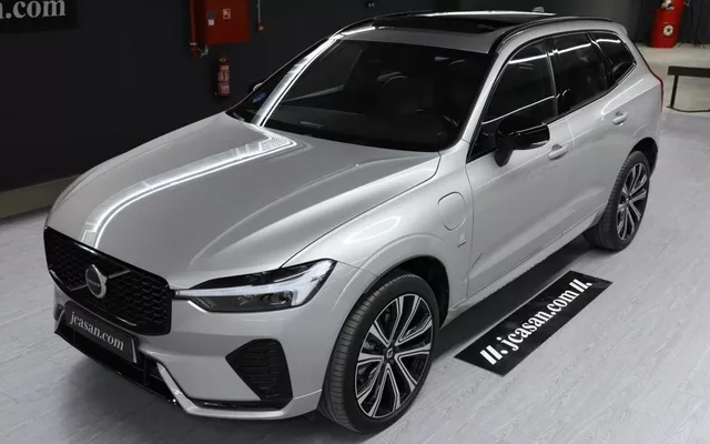 VOLVO XC60 XC60 T6 Recharge R-Design