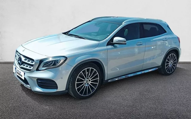 MERCEDES GLA 250 7-G DCT 4-Matic Fascination