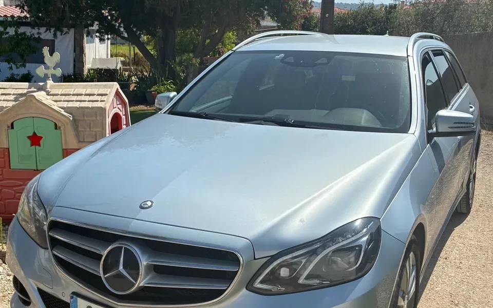 Mercedes-Benz E 300 Bluetec Hybrid Avantgarde