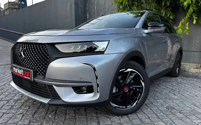 DS DS7 Crossback E-Tense Performance Line EAT8