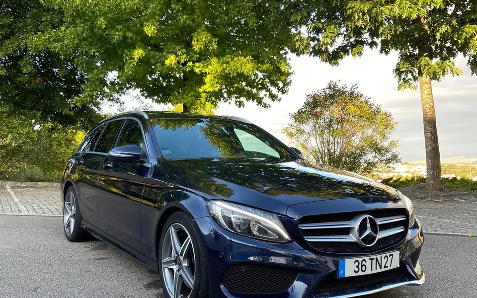 Mercedes-Benz C 300 h AMG Line