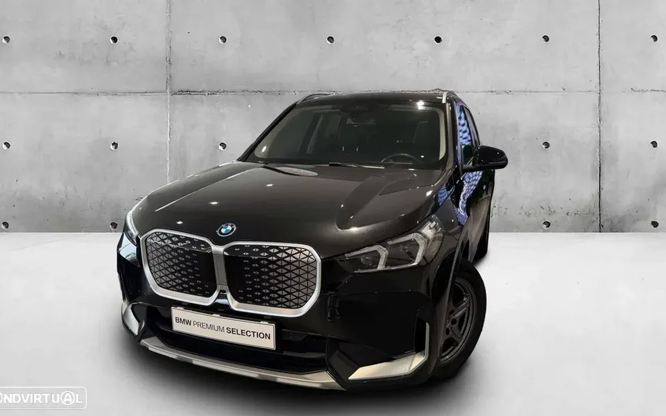 BMW iX