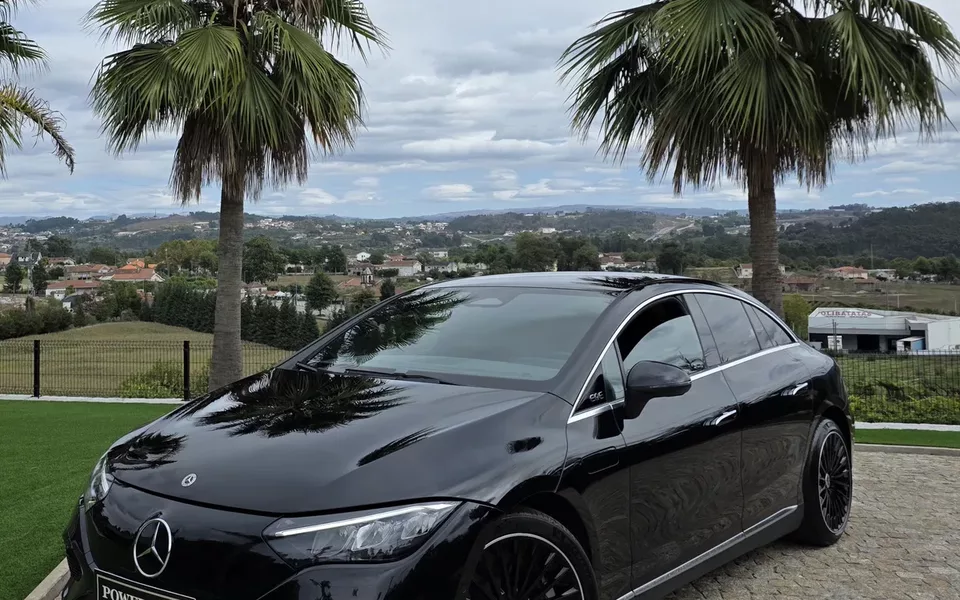 Mercedes-Benz EQE 300 Edition Electric Art