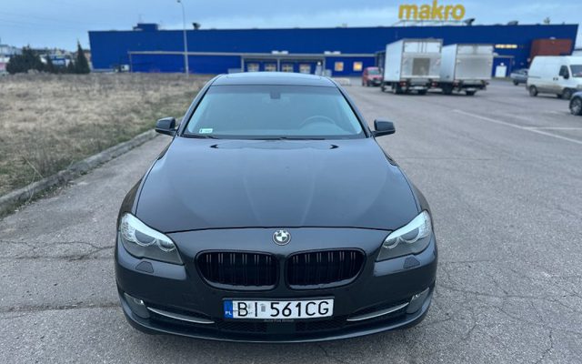 BMW F10 528i