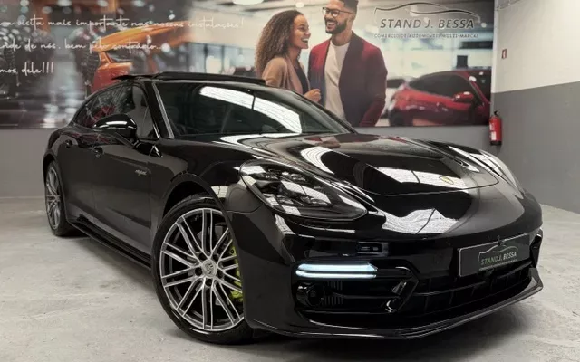 Porsche Panamera 4 E-Hybrid Platinum Edition