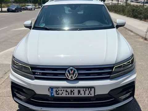 VOLKSWAGEN Tiguan Tiguan 2.0TDI Sport 4Motion DSG 140kW