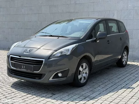 Peugeot 5008 1.2 PureTech Style