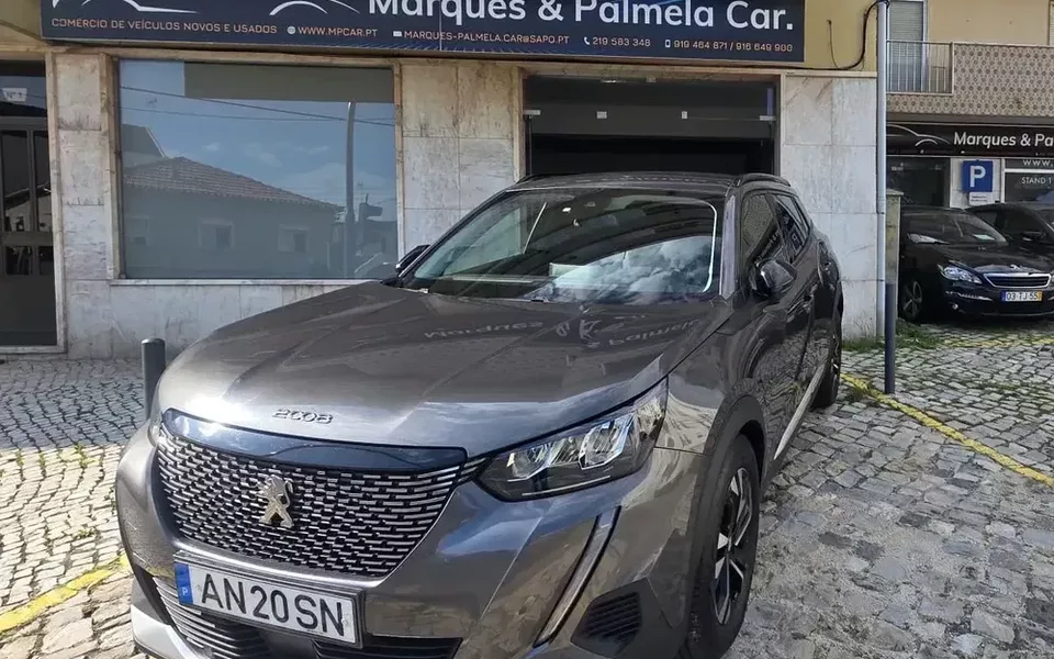 Peugeot 2008 1.5 BlueHDi Allure Pack