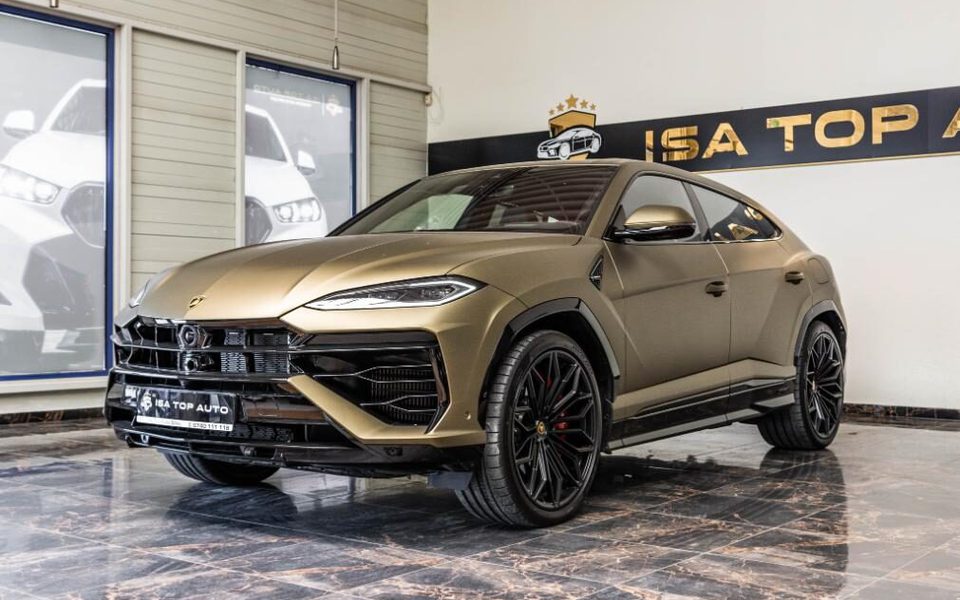 Lamborghini URUS 2025