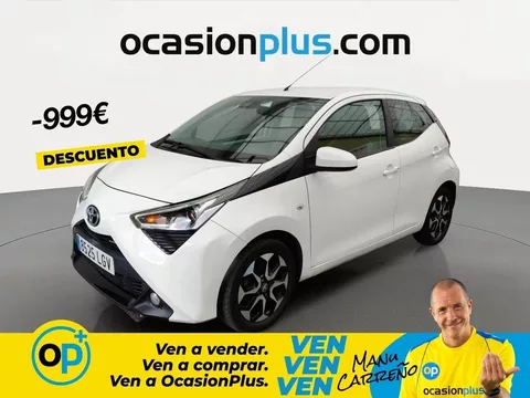 TOYOTA Aygo Aygo 70 x-play x-shift